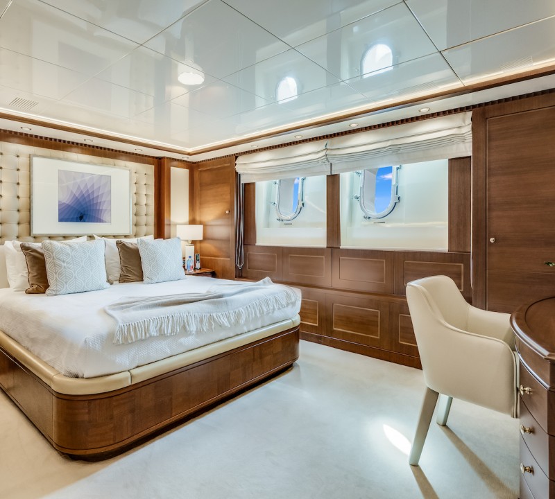 oceanos yacht below deck